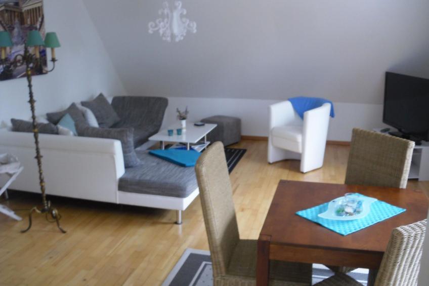 Modernisierte Ferienwohnung mit Balkon - foto 7