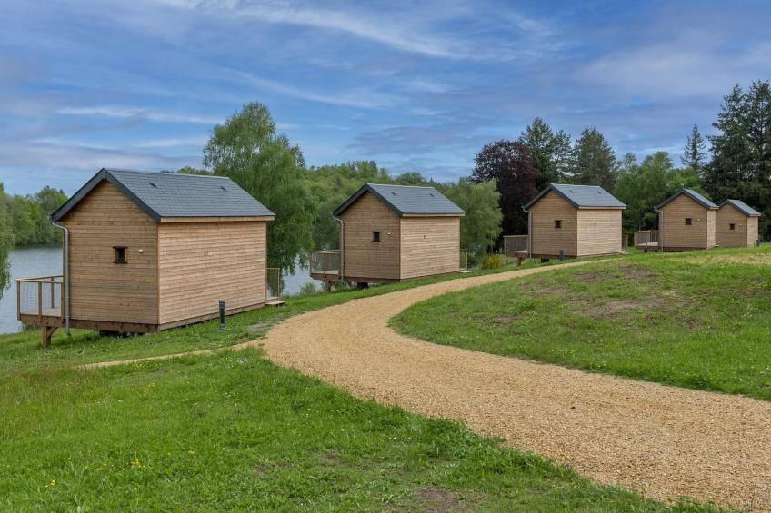 Le Domaine des MonÃ©diÃ¨res - Cabane de charme vue Lac 2ad  2enf -12ans - foto 30