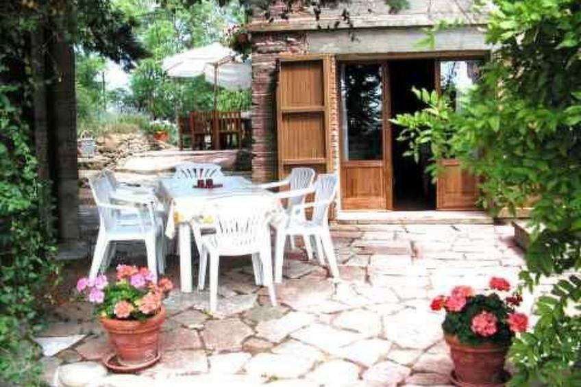 Ca Piero - antikes Borgo mit Pool