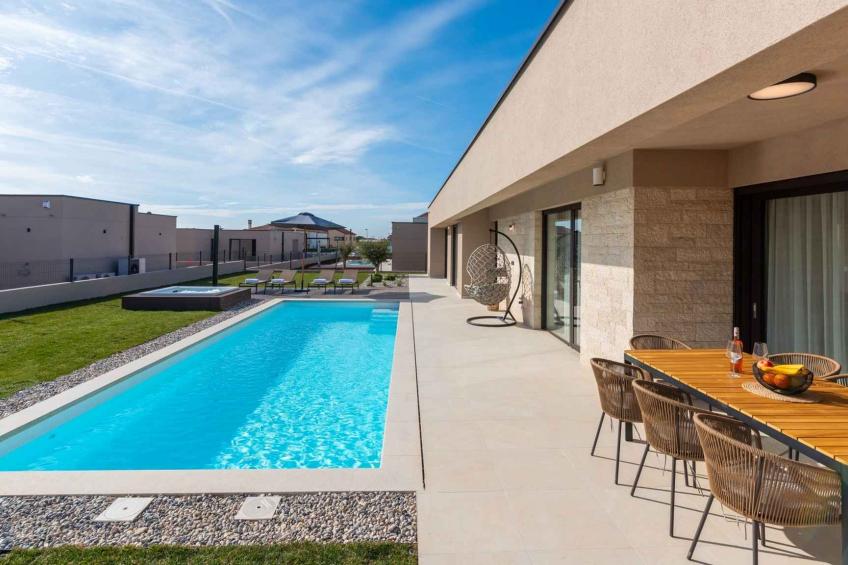 Villa met airconditioning en zwembad - BF-P6622 - foto 5