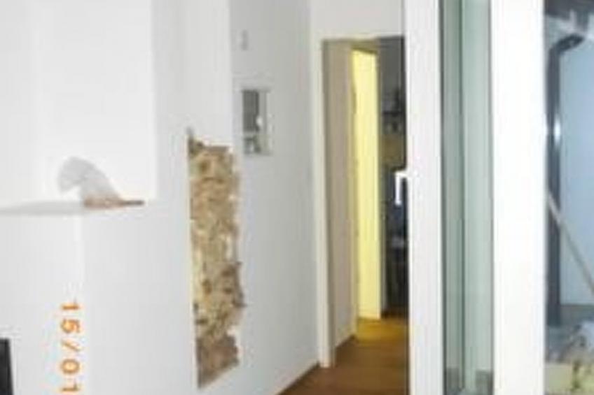 Grosszügige Dachwohnung mit Aussicht - foto 9