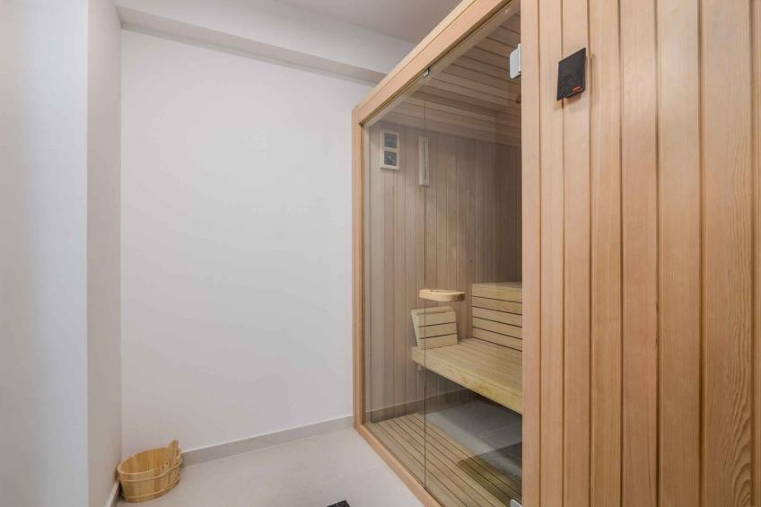 Villa with private pool, jacuzzi and sauna - BF-GZZ8W - foto 31
