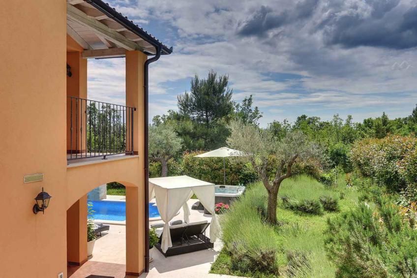 Villa met zwembad, whirlpool, sauna, fitnessruimte en WiFi - BF-785B5 - foto 11