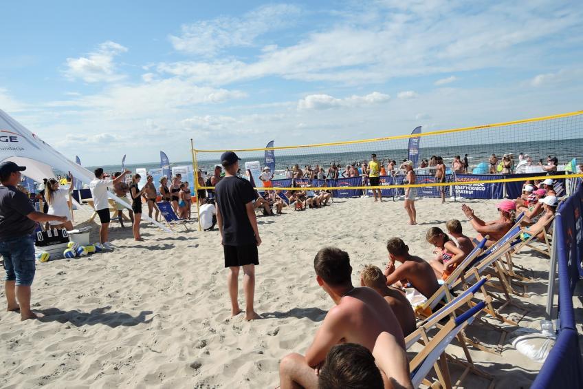 Jedynka żółta wejście od ulicy - foto 12