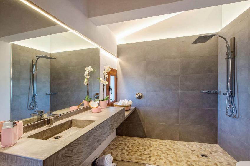 Luxuriöse Finca im modernen Stil mit Pool und Klimaanlage - foto 29