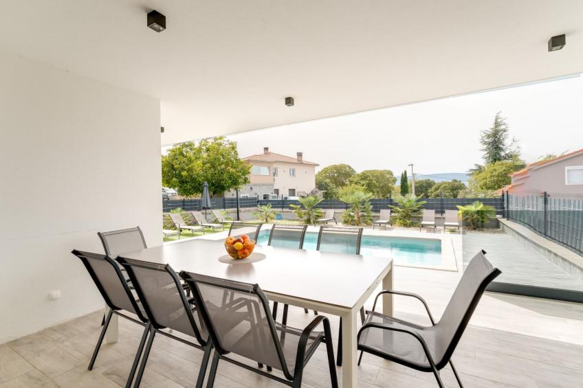 Schöne neue Villa mit Pool in Strandnähe - foto 11