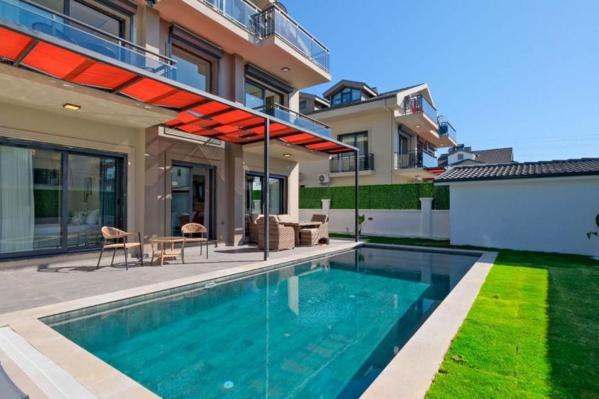 Große Villa in Fethiye Ausserhalb im grünen - foto 11