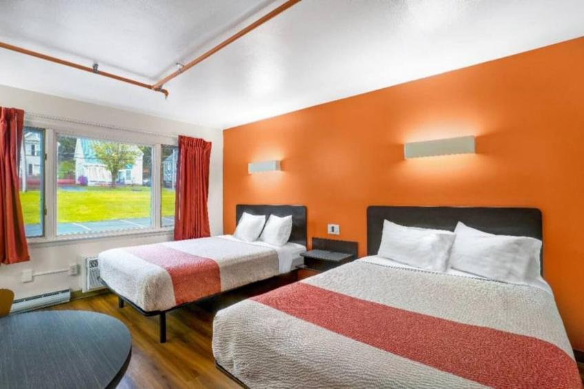 2 Queen Beds  Non-Smoking Micfridge - foto 14