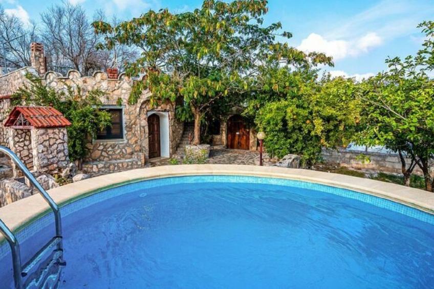 Villa Barone Landhaus mit Pool