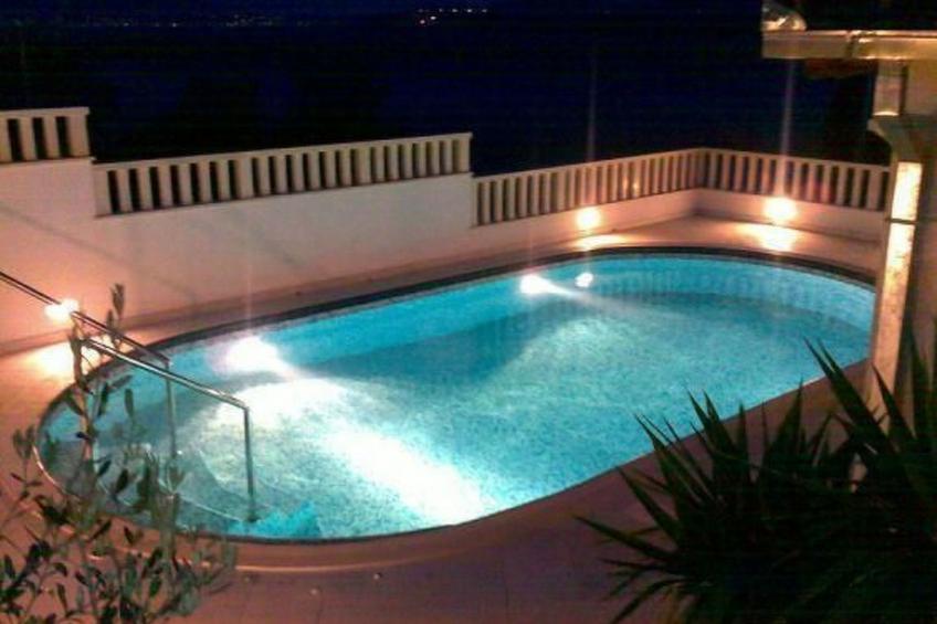 mit Terrasse, Pool und Strandzugang - foto 9