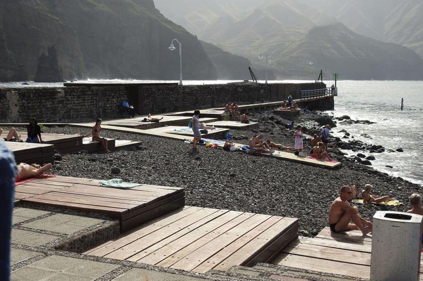 Haus mit beheiztem Schwimmbad, Berg- und Meerblick - foto 20