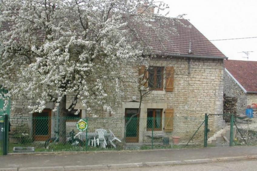 Steinhaus in ländlicher Umgebung mit Pool - foto 2