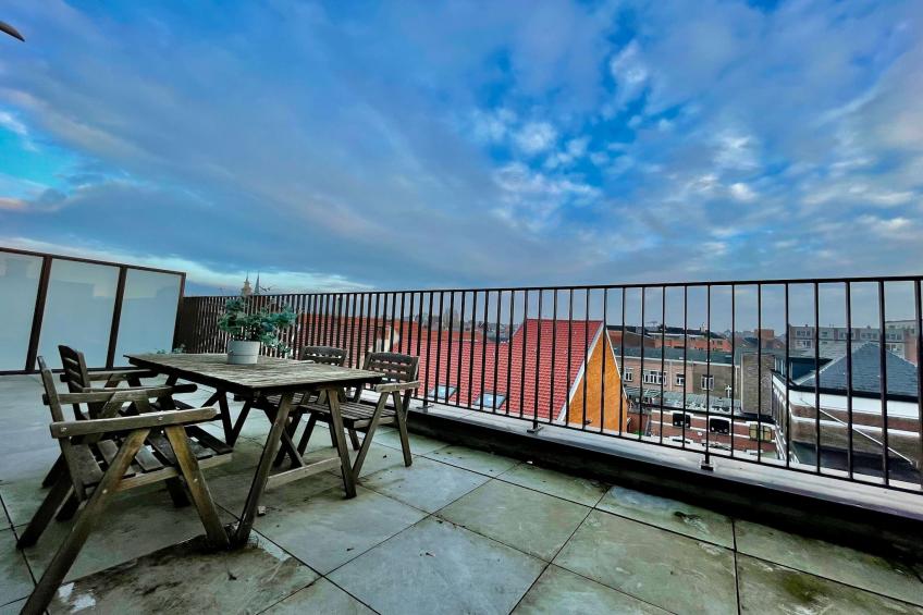 Modern 2BR Penthouse Near Diamond District by OneLuxStay - foto 54