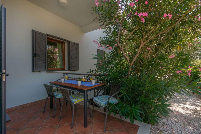 Vakantiewoning met terras en zwembad - VW-5CMDC - foto 3