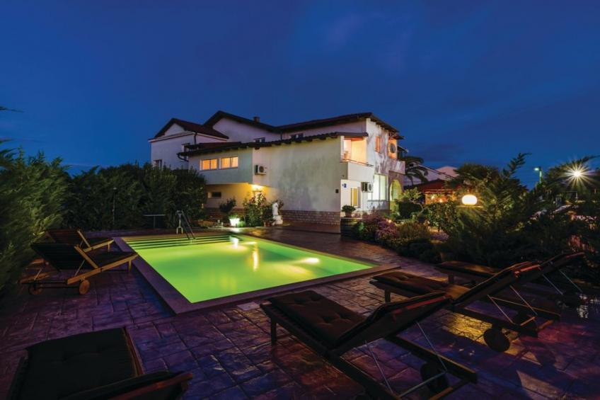 Holiday Home Villa Ksenija - Six Bedroom Holiday Home with Pool - foto 51