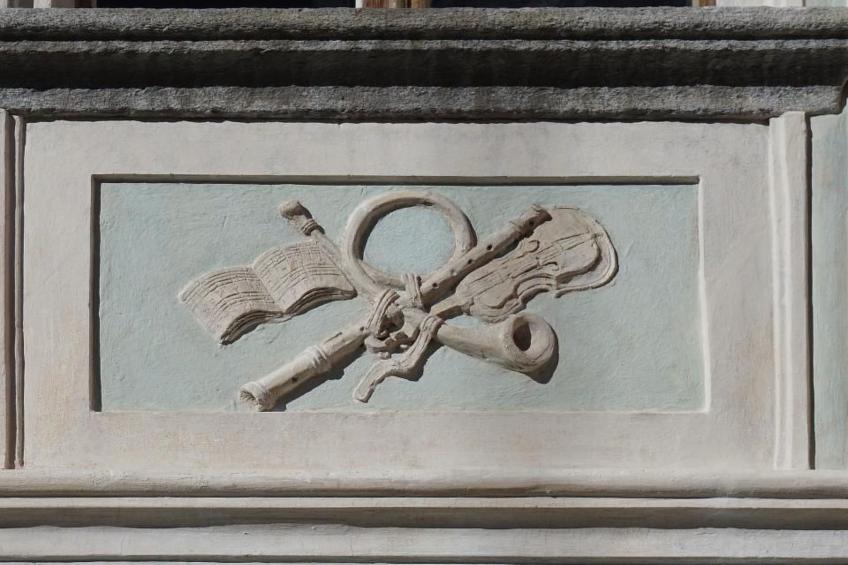 Bündner Zuckerbäckerpalazzo unter Denkmalschutz - foto 13