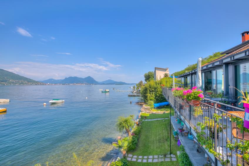 Red House Terrace Private Beach