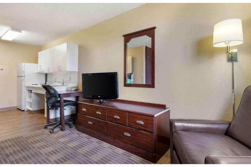 2 Full Beds | Non-Smoking, Kitchen - foto 21