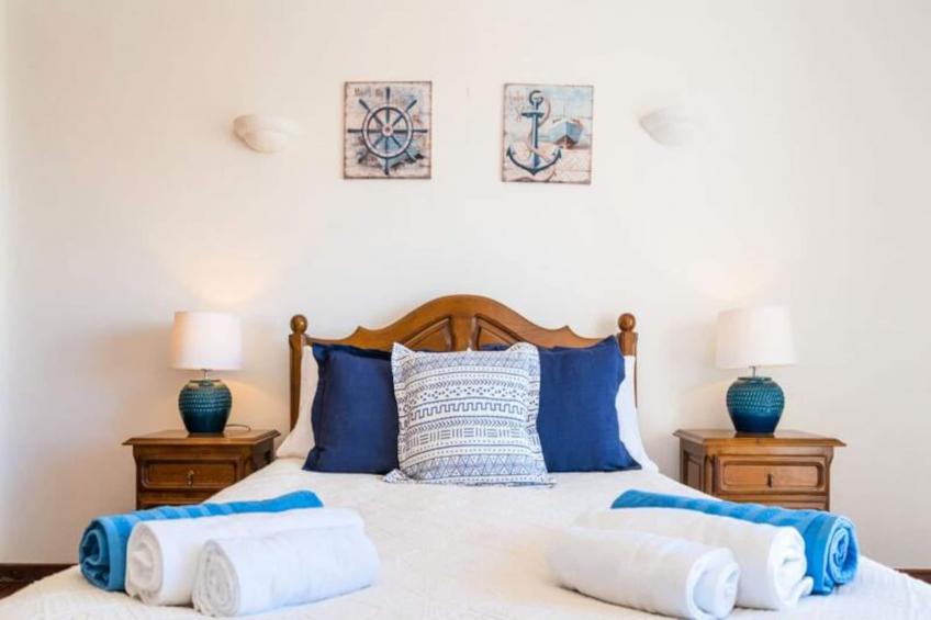 Sunny Seaside Escape - foto 12