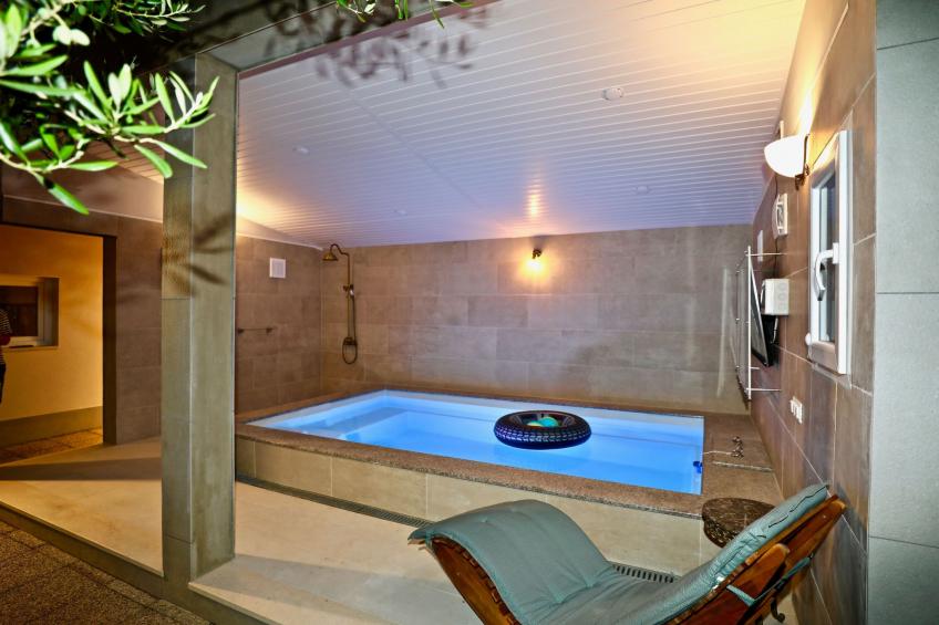 Manora Sucuraj Pool Gästehaus - foto 2