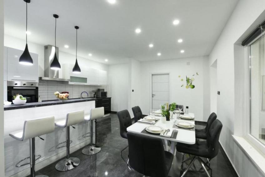 Villa Mare with heated pool and gym - foto 9