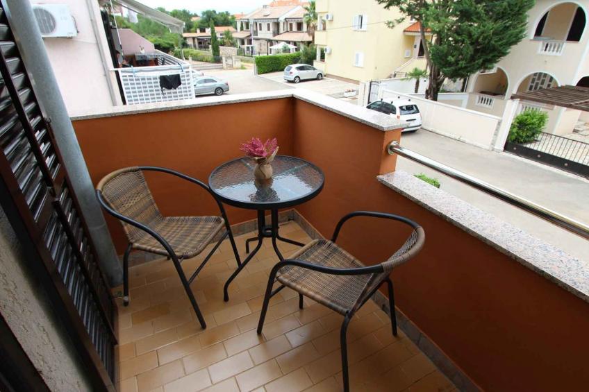 Holiday apartment mit Balkon - BF-TZ8X2