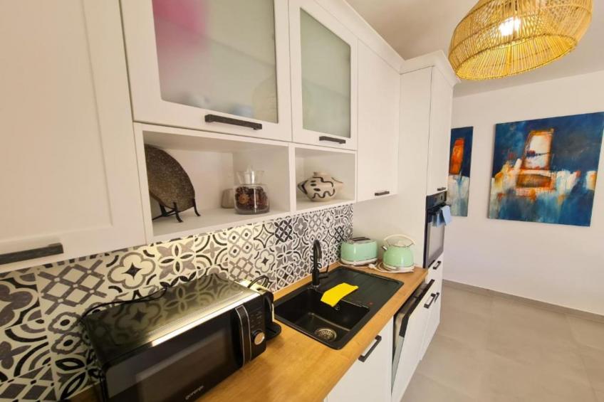 Apartment Torre Senj - Two Bedroom Apartment with Balcony and Mountain  View - foto 13