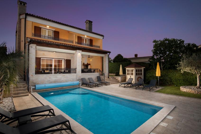 in Pomer mit privatem beheizten Pool und Meerblick - foto 46