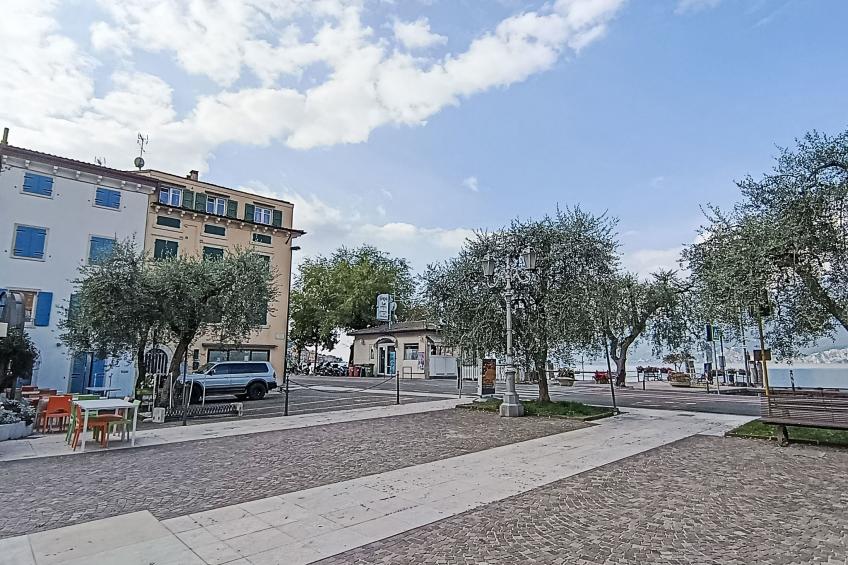 Vista Lago Consolini