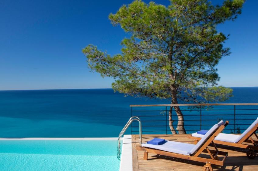 Milos Bay Villas- Brandneue moderne Villa mit spektakulärem Blick auf den Stran