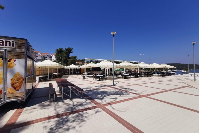 Apartment Bella mit Balkon und Terrasse in Necujam - foto 30