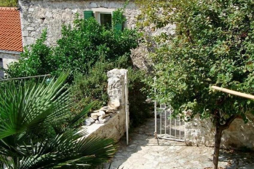 Wohnung in Zavala mit schönem Garten - foto 24