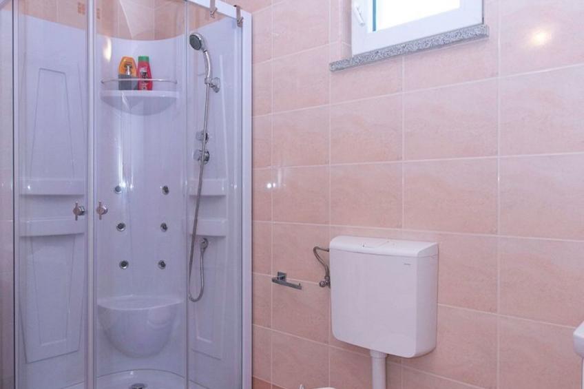 Villa "Sonnenblume" mit eigenem Garten und Grill - foto 18