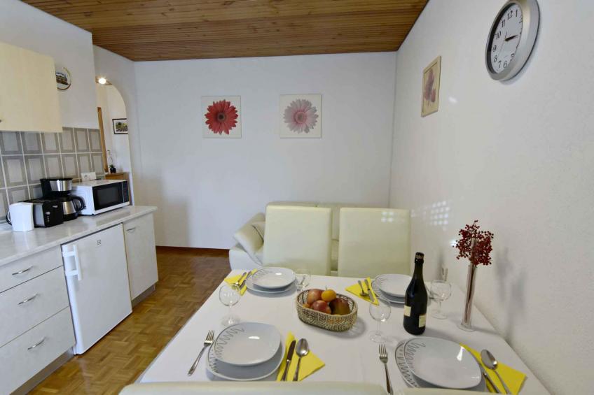 Vakantiewoning Appartement Ana 2 Umag vlakbij de zee, twee slaapkamers, airconditioning - VW-2BZCG - foto 3
