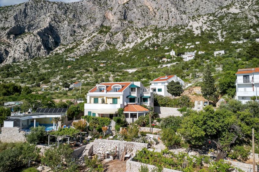 Wohnung in Drašnice mit Schönem Garten - foto 20