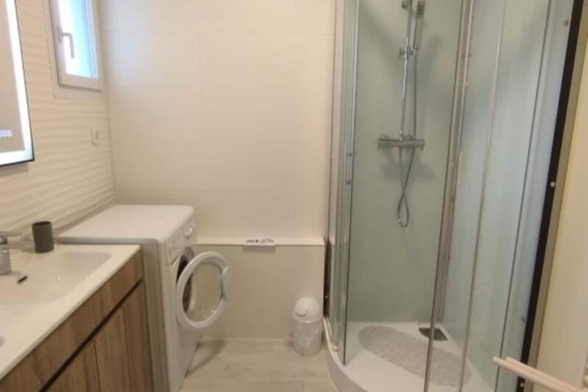 Confortable T3 Au Pied Du Château De Chambéry ! - foto 11