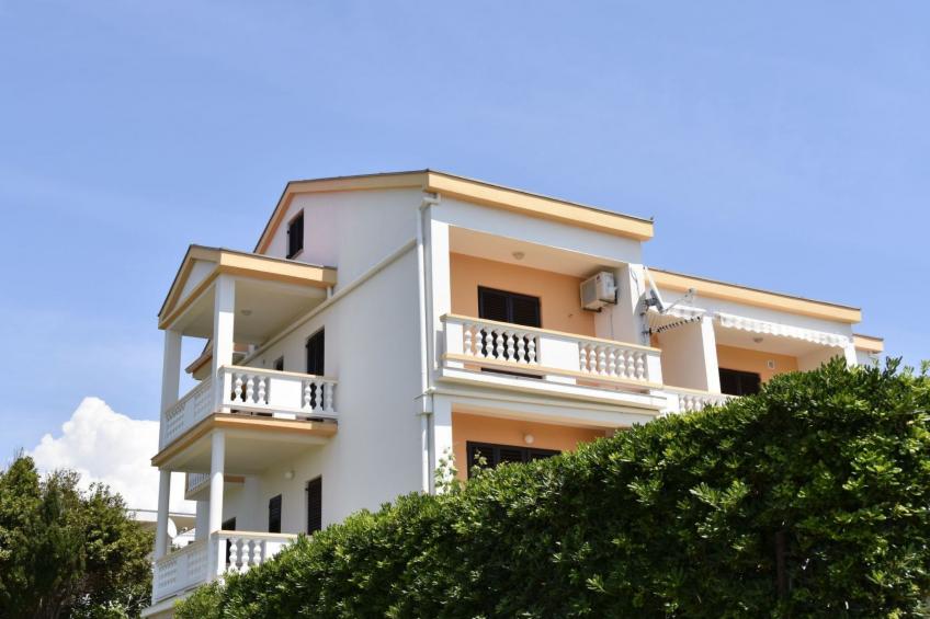 Komfortable Wohnung mit Balkon und Meerblick - foto 4