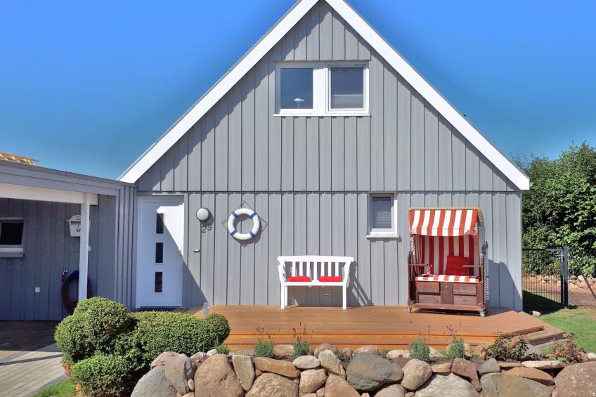 mit Grill und Garten in Neukirchen