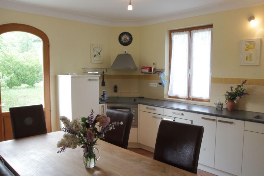 Hochwertiges Haus mit Terrassenblick auf die Berge - foto 12