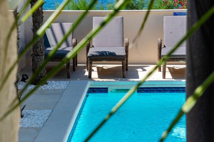 Suartini Viganj mit einem Pool - foto 57