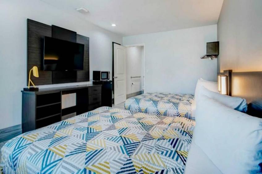 2 Queen Beds  Non-Smoking - foto 4