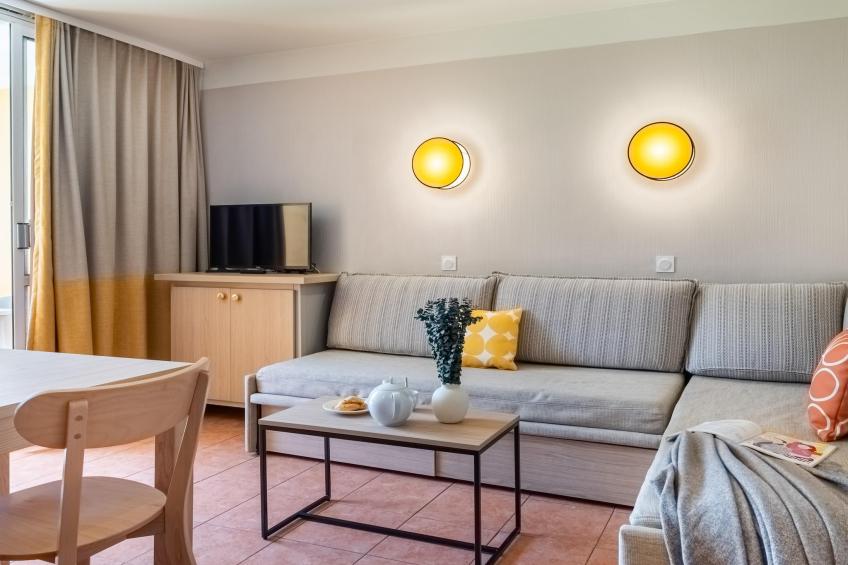 P&V Premium les Rives de Cannes Mandelieu Apartment 6 people - 1 bedroom + 1 sleeping alcove - Terrace or balcony - Renovated