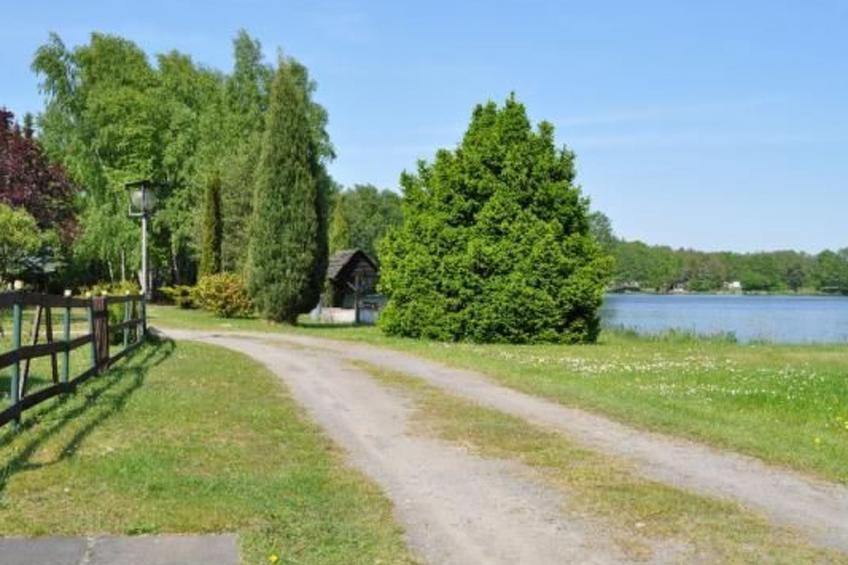 Idylle pur: Ferienhaus am See mit eigenem Garten - foto 8