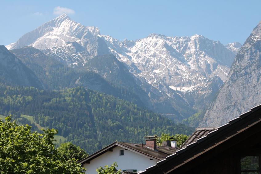 Tolles Ferienhaus in Garmisch-Partenkirchen mit Sonniger Terrasse - foto 14