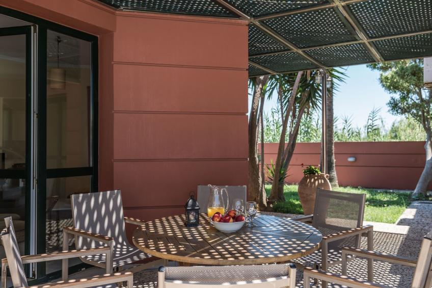 Daphnis Villen - foto 26