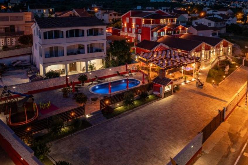 XXXL Villa Ancora with heated pool - foto 45