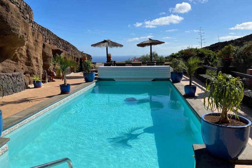 Schlafen in einer vulkanischen Höhle - foto 6