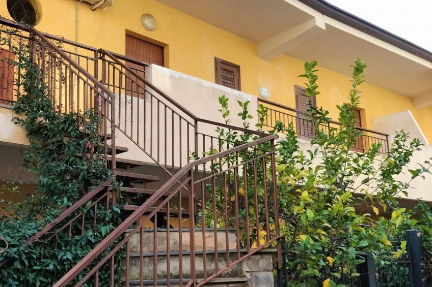 'Entire' mit Terrasse