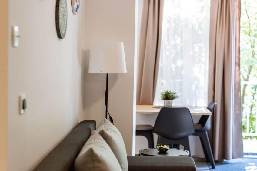 Stylish Apartments with Osijek Near Top Attractions - Standard Studio Apartment  - Maks 3 - foto 3