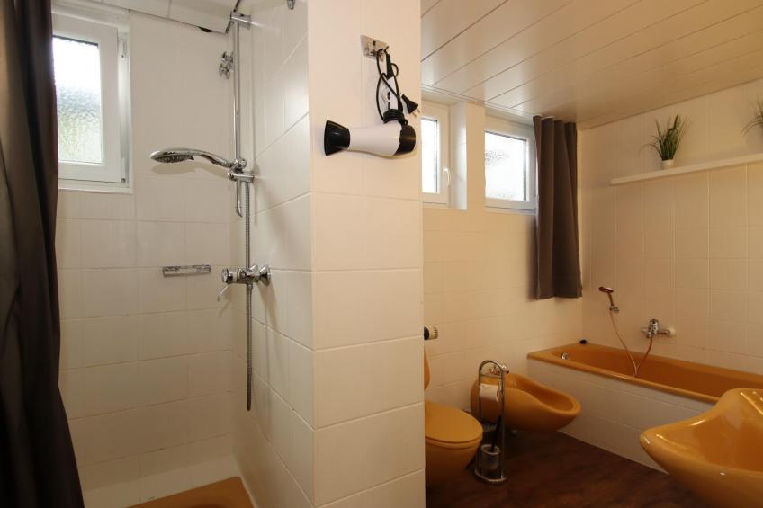 Kombination Bärenhütte Hirschblick 8 Erw 2 Kinder - foto 30